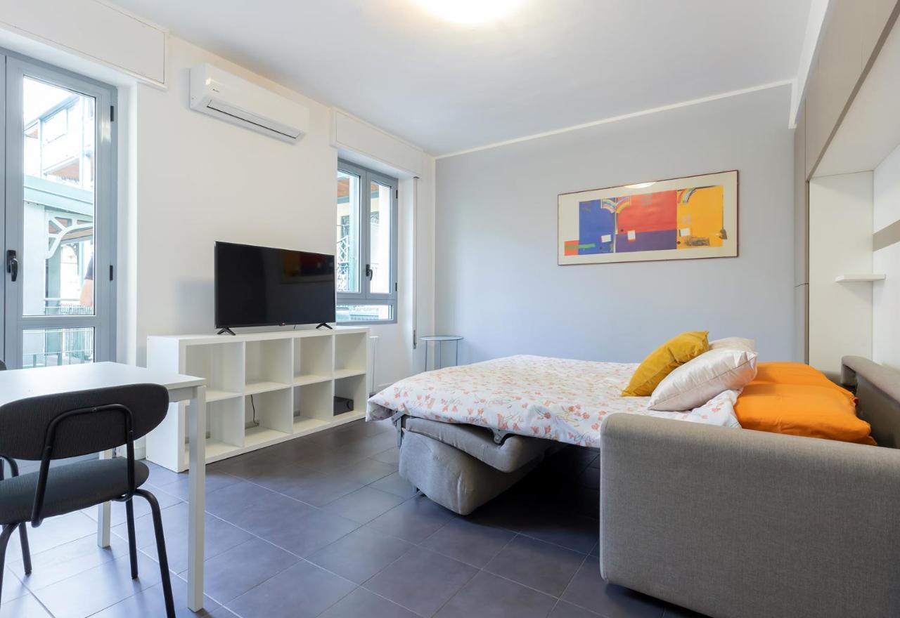 20Mins From Duomo - Renovated Apt Near City Center Lejlighed Milano Eksteriør billede
