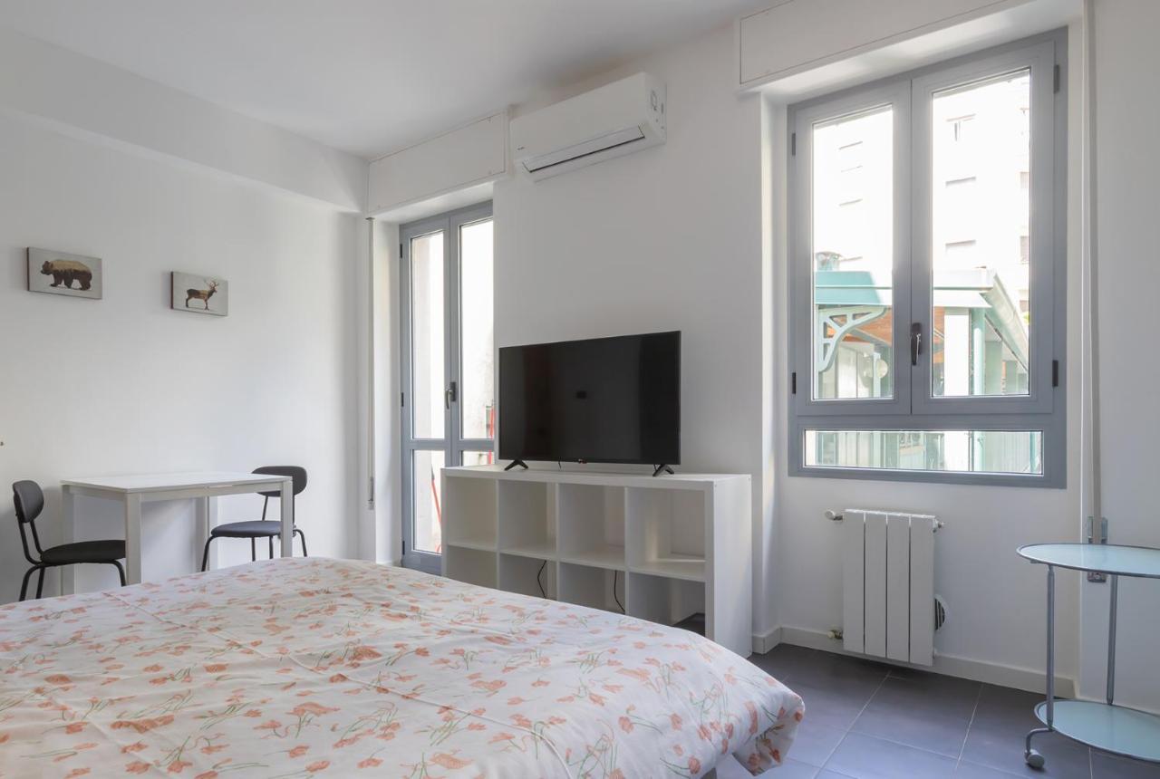 20Mins From Duomo - Renovated Apt Near City Center Lejlighed Milano Eksteriør billede