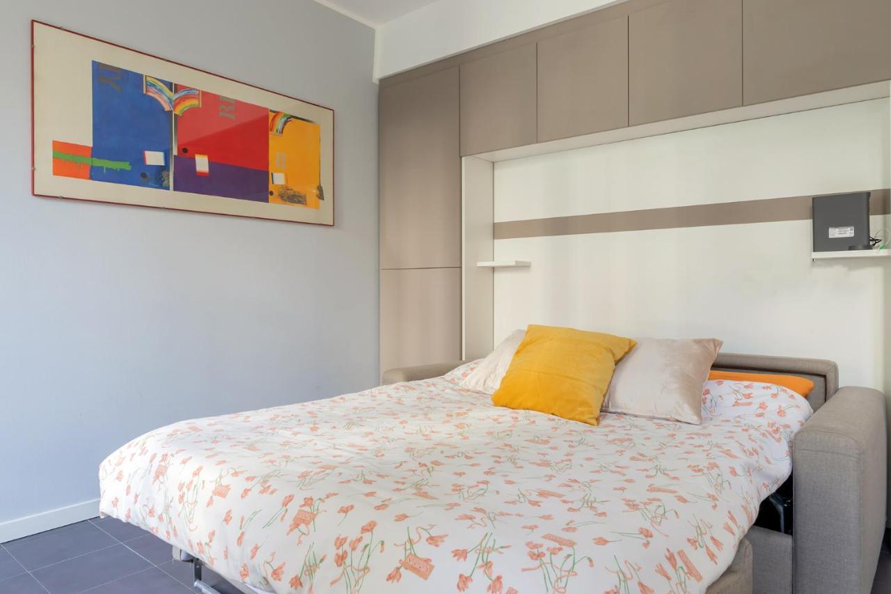 20Mins From Duomo - Renovated Apt Near City Center Lejlighed Milano Eksteriør billede