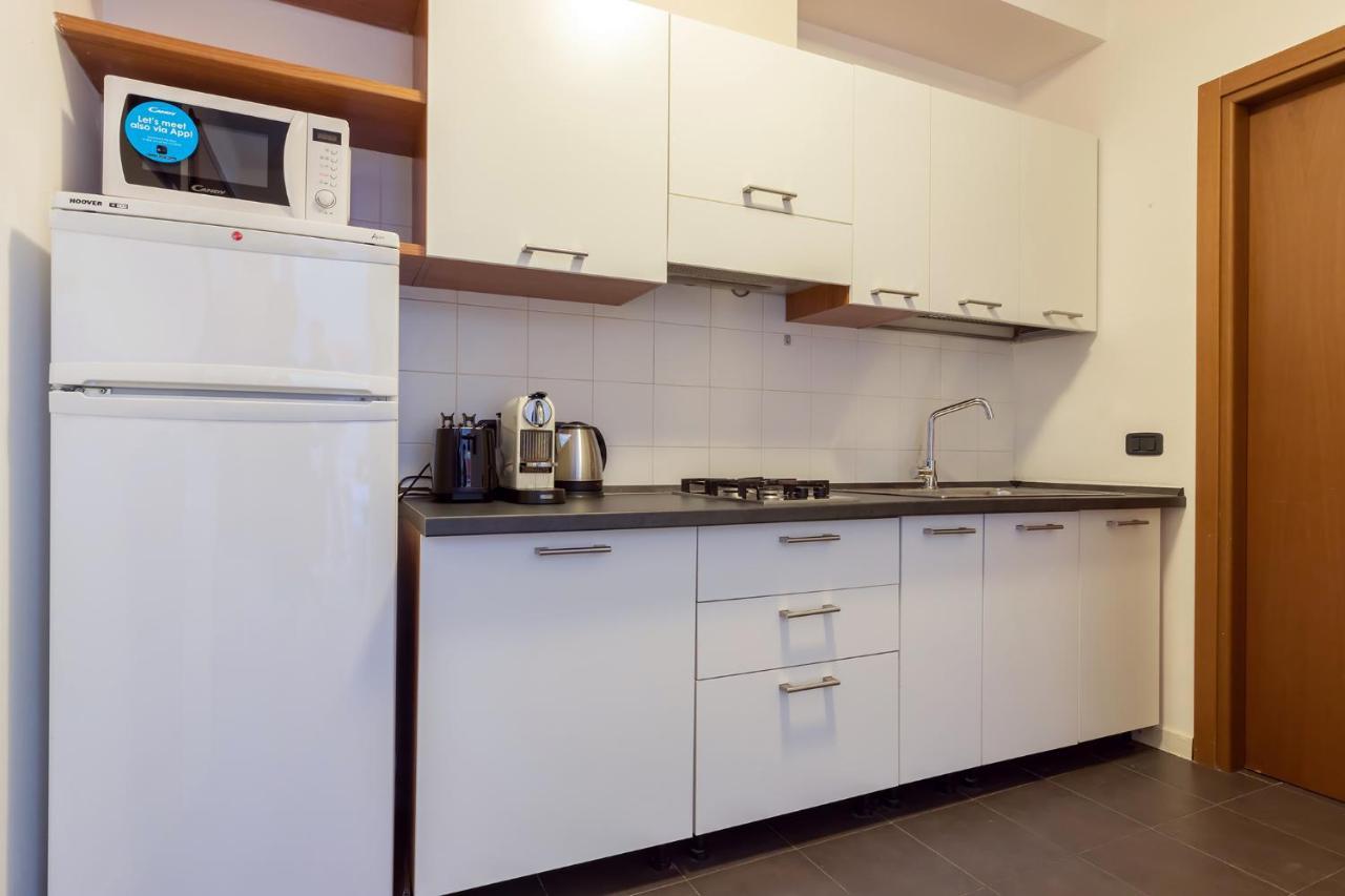 20Mins From Duomo - Renovated Apt Near City Center Lejlighed Milano Eksteriør billede